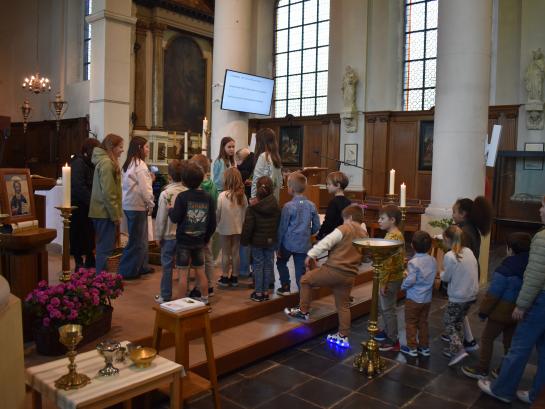 Palmzondagviering (Sint-Ursmaruskerk, Baasrode)