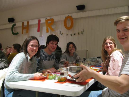 eetfestijn chiro Ommekaar 22